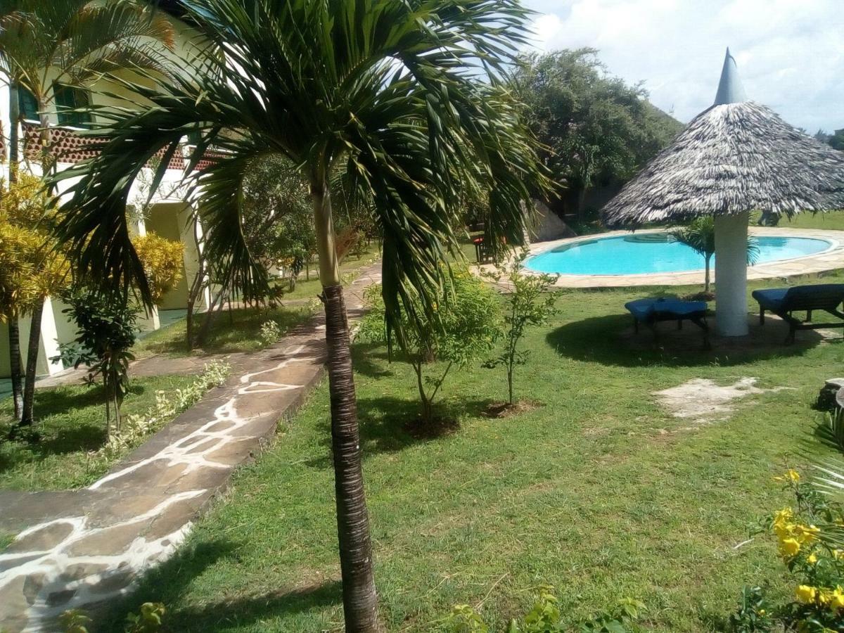 שאנזו Ashari Hotel מראה חיצוני תמונה